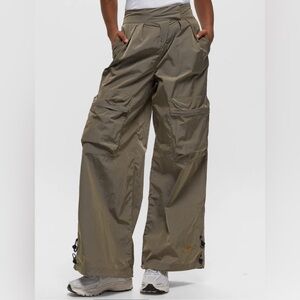 NWT Nike Sportswear Tech Pack Repel Pant. Color: Khaki